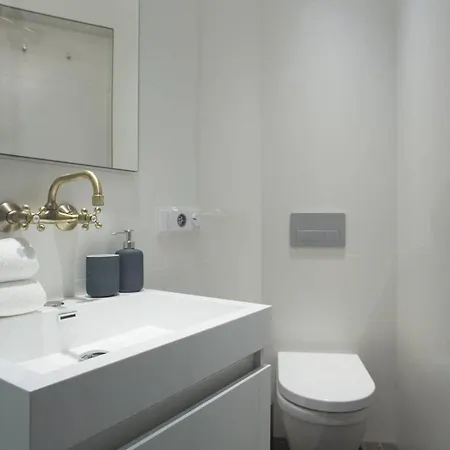Bright Havelska Apartment Prague